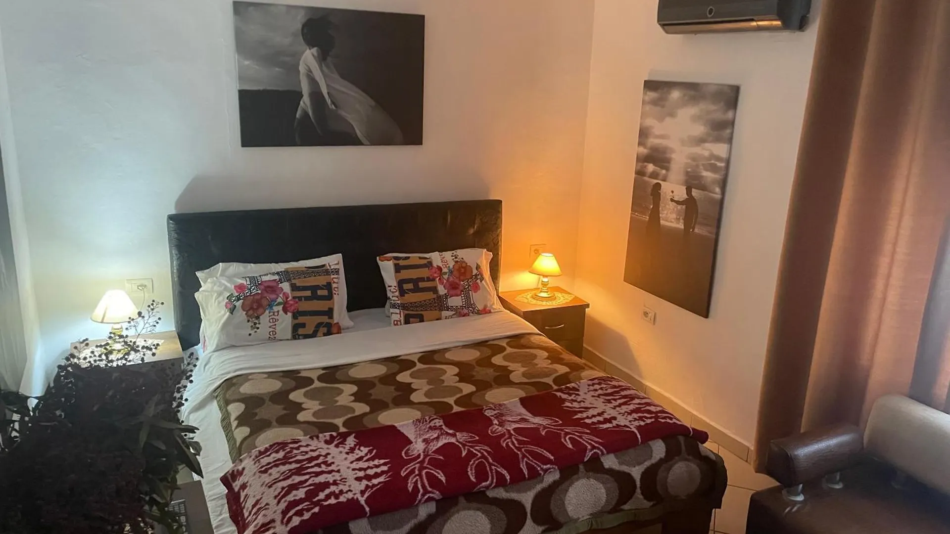 Cozzy Cottage, In Center Of Tirana Apartment